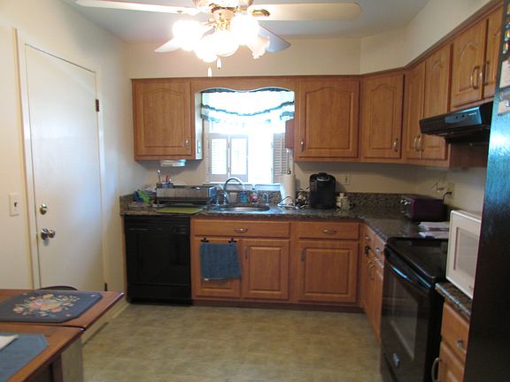 5th image of 184 Westbrook Dr