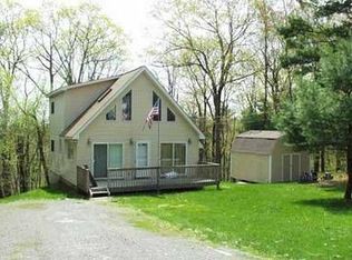 368 Marcel Dr, Dingmans Ferry, PA 18328