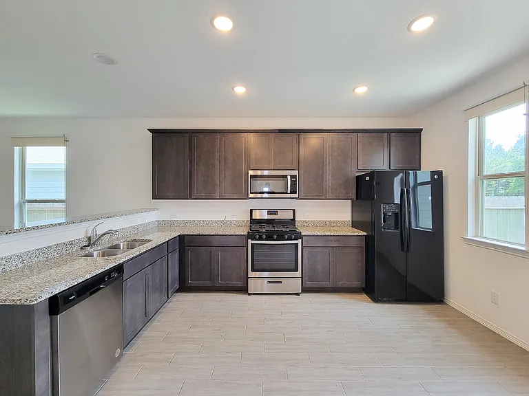 25395 Northpark Lake Dr — Photo 8
