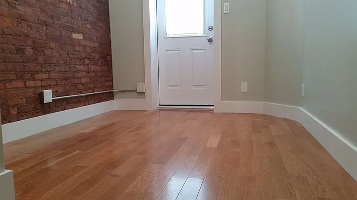 Rented by The Hamilton Group | media 23