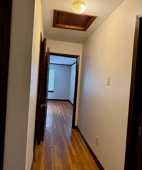 211 S Idlewild St — Photo 28