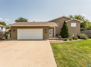 600 S Glenn Ave, Colton, SD 57018
