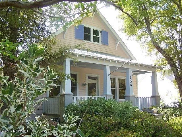 Building Photo - 236 W Shorewood Dr