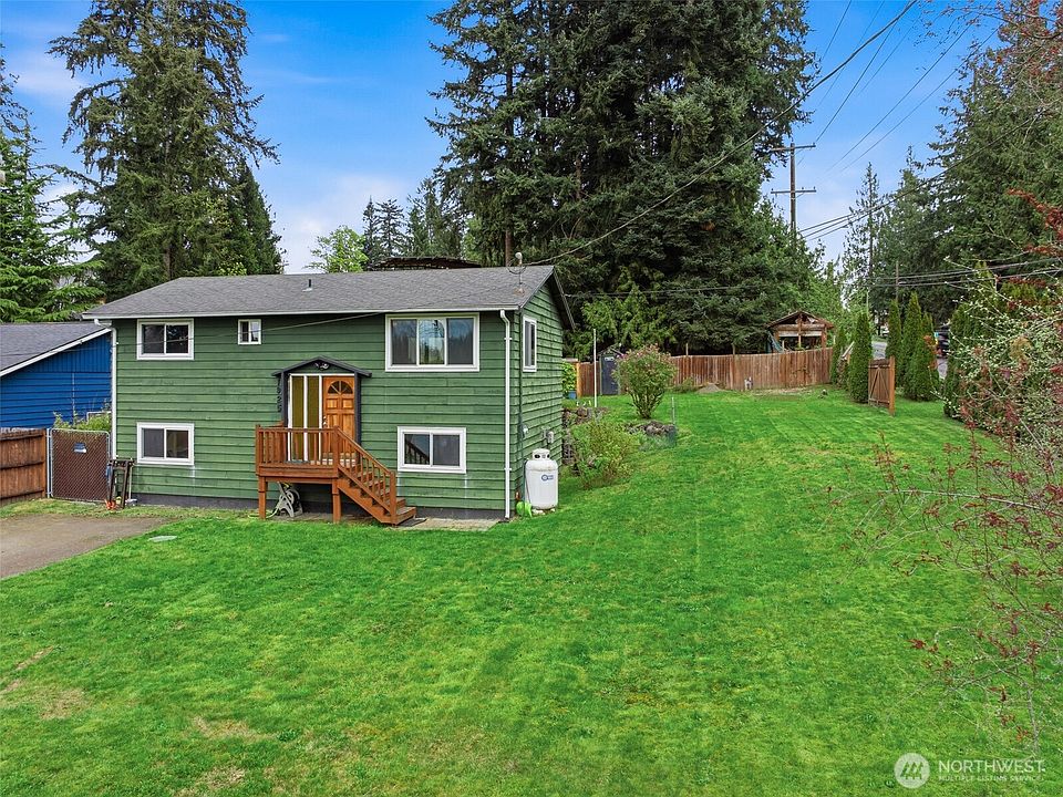 1st image of 1925 107th Drive SE
