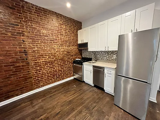 Rented by Compass | media 3