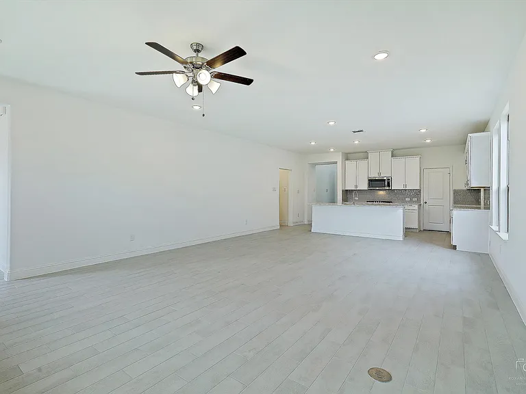 3724 Jan Camille Ct — Photo 6