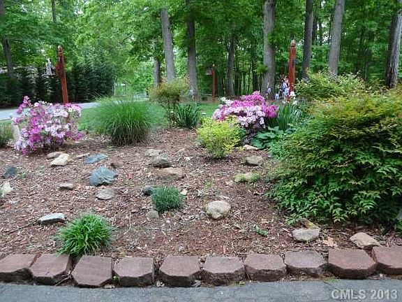 4th image of 128 Seagrove Ln