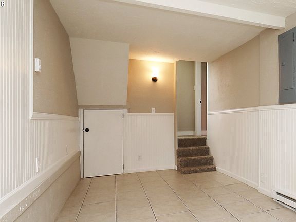 2nd image of 269 19th Ave