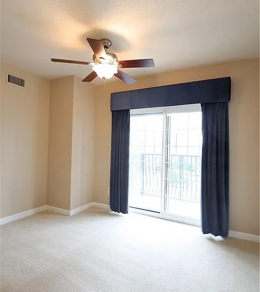 195 14th St NE #1105 — Photo 12