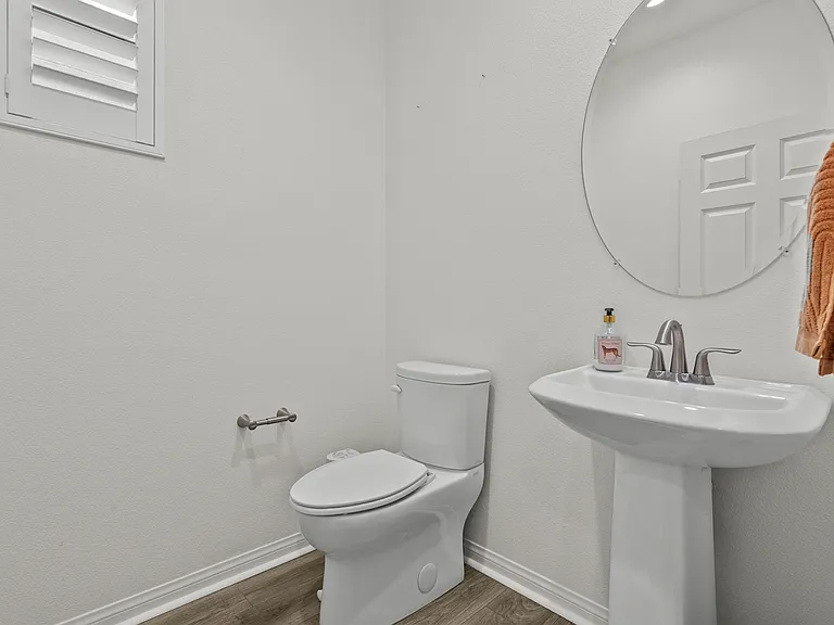 14610 Isla Vista Dr — Photo 29