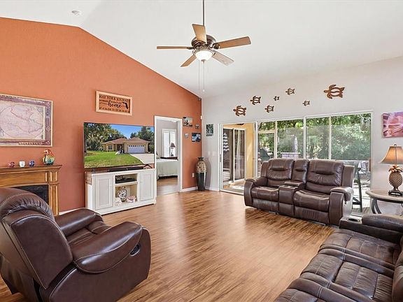 4th image of 9745 SW 196th Cir