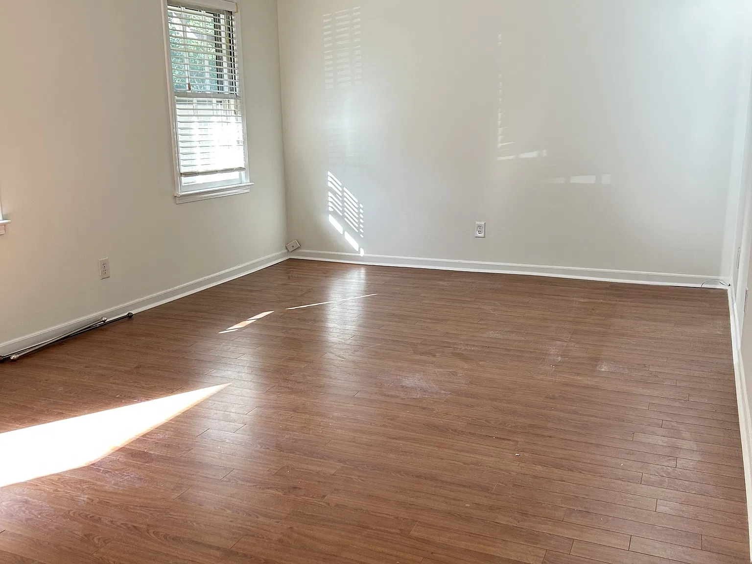 32 Oakwood Dr - 1 — Photo 4