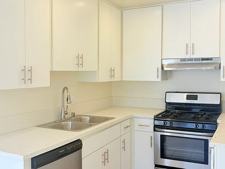 1160 Ruberta Ave — Photo 20