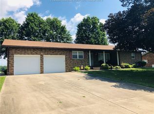 1138 Woodland Dr, Millwood, WV 25262