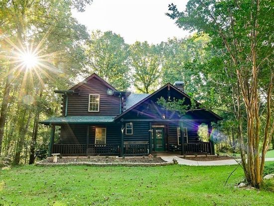 1225 Pitts Chapel E, Newborn, GA 30056