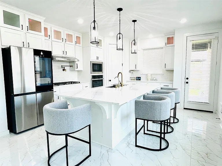 27039 Flower Isle Ln — Photo 8