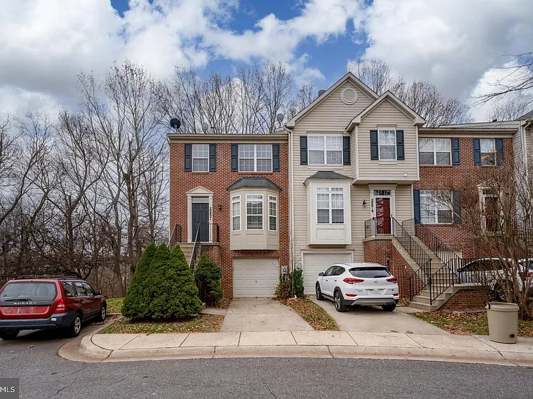 20821 Shamrock Glen Cir #804 — Photo 1