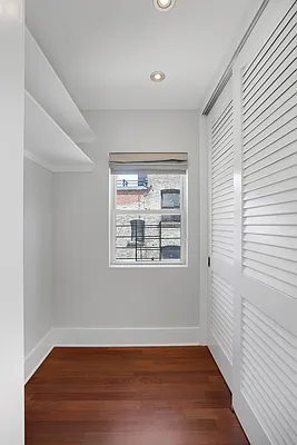 Rented by Compass | media 23