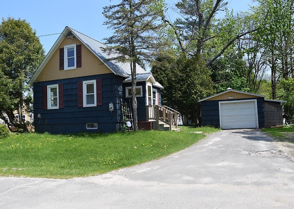 16 Patnode St, Malone, NY 12953 Zillow