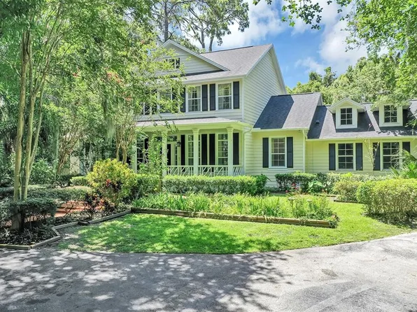 914 Elysium Blvd, Mount Dora, FL 32757