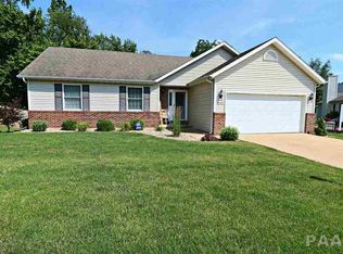 5712 N Frostwood Pkwy, Peoria, IL