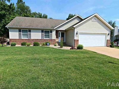 5712 N Frostwood Pkwy, Peoria, IL, 61615