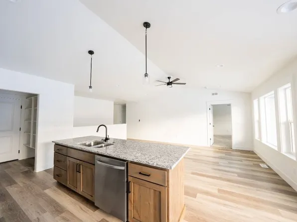505 Jeanine Dr, Sugar City, ID 83448
