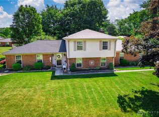 5416 Royalwood Dr, Dayton, OH 45429