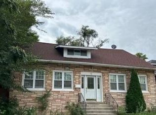 5 157th St, Calumet City, IL 60409