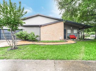 4634 Kingfisher Dr, Houston, TX 77035