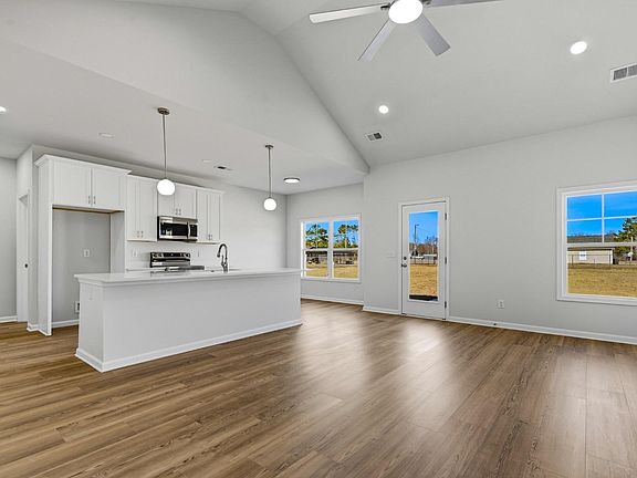 4th image of 266 Lexyryan Ct.