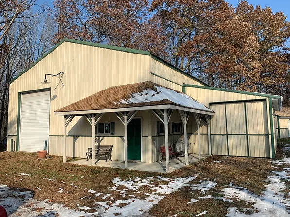 707 Jefferson St, Augusta, MI 49012