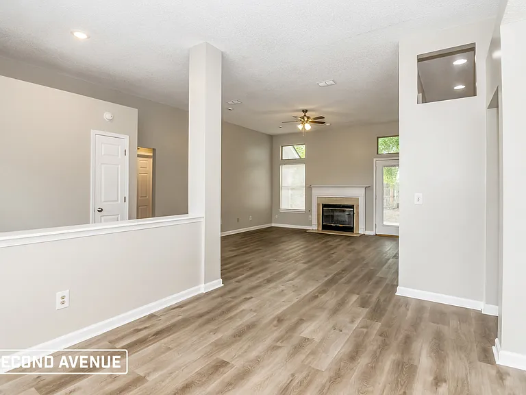 8544 Echoridge Ct — Photo 6