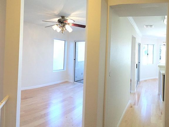 3rd image of 5455 Sylmar Ave APT 1706