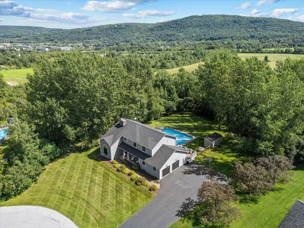 38 Bay View Drive, St. Albans Town, VT 05478
