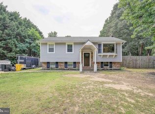 1719 Bayside Beach Rd, Pasadena, MD 21122