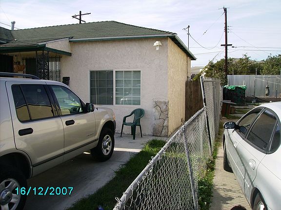 view of next door house to south
