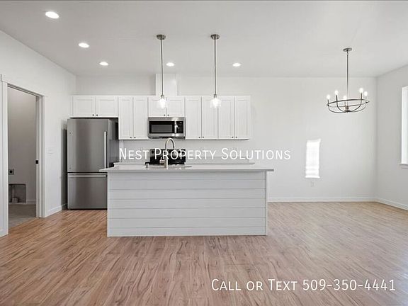 3rd image of 13436 Road 4 NE #B