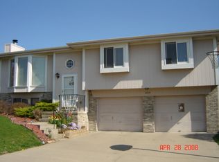 3314 Jason Dr, Bellevue, NE 68123