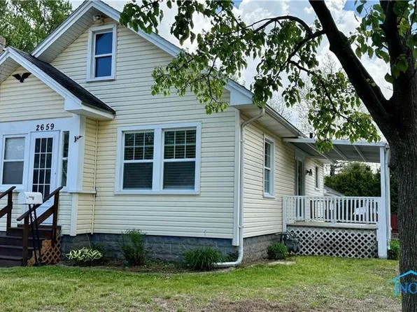 2659 Oak Grove Pl, Toledo, OH 43613
