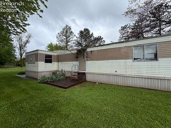 4th image of 820 Sunny Acres Dr