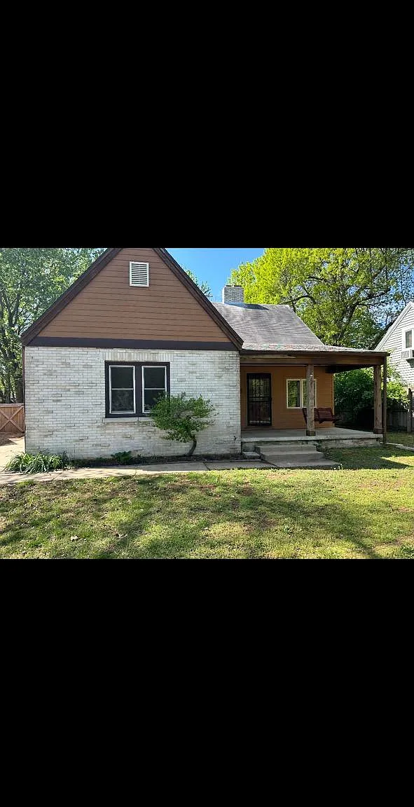 3 bed, 1308 sqft, $1,550 — Photo 1