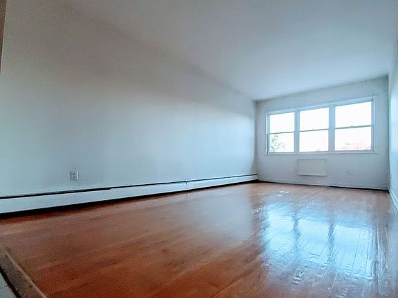 2nd image of 22-10 42nd St #3