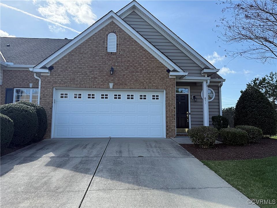 1st image of 851 Parkland Pl