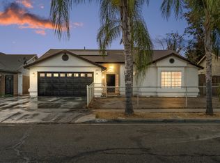 967 Ladawna St, Tulare, CA 93274