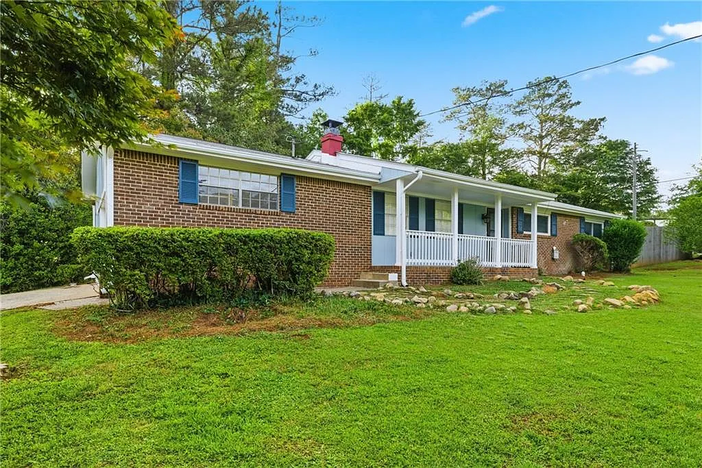 Building Photo - 3143 Claiborne Dr