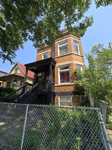 (Undisclosed Address), Chicago, IL, 60621