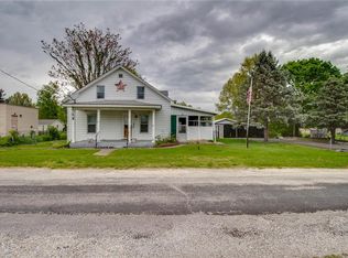 107 E Warren St, Fieldon, IL 62031