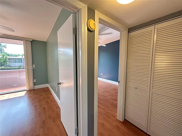 14110 Kendale Lakes Cir — Photo 55