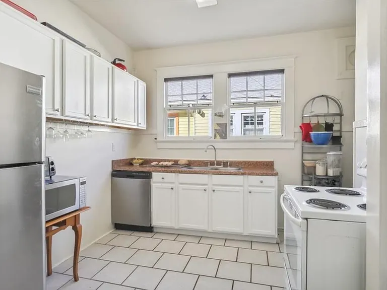2232 S Salcedo St — Photo 7